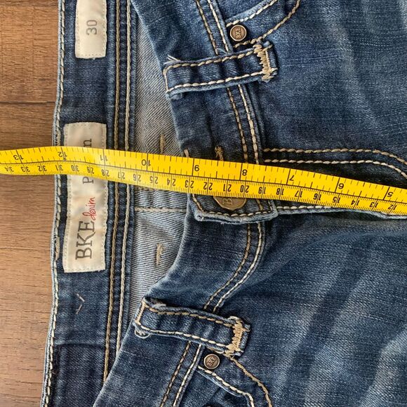 BKE Payton Mid Rise Cropped Medium Wash Flap Pocket Jeans 32x24 - Picture 13 of 14